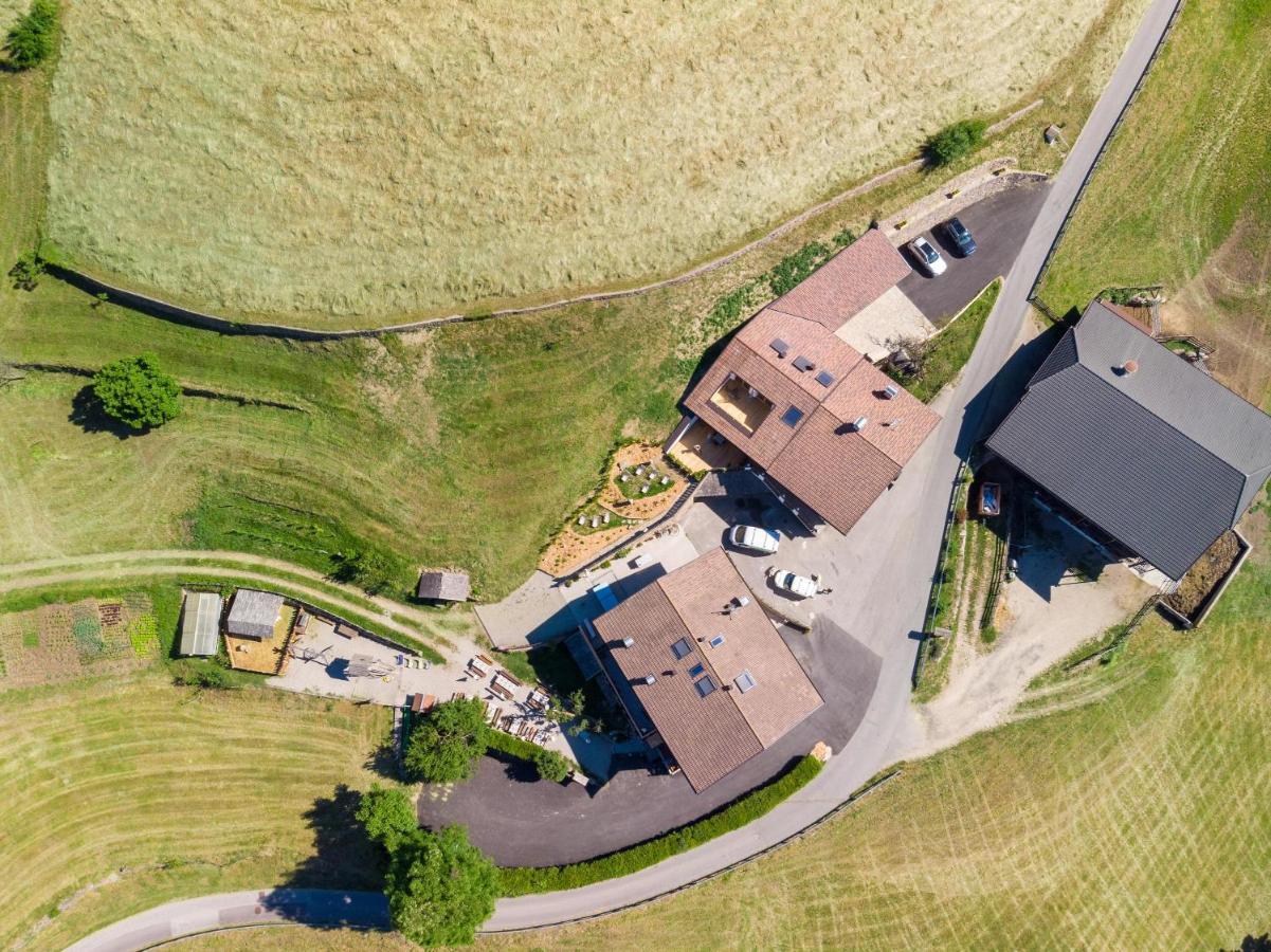 Guntschoellerhof Hochwart Fie allo Sciliar Bagian luar foto